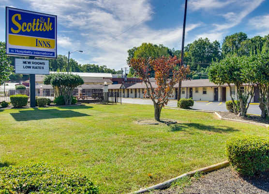 Scottish Inns Collinsville - Martinsville 1