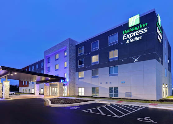 Holiday Inn Express & Suites OTTAWA by IHG 1