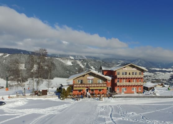 Hotel Pariente 1