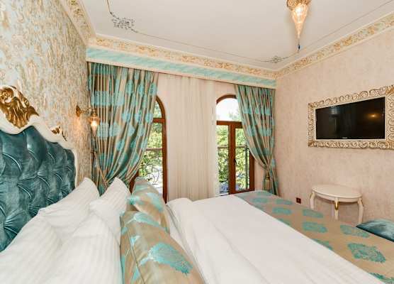 Hotel 1453 1