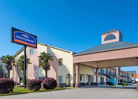 Howard Johnson by Wyndham Rock Hill 1