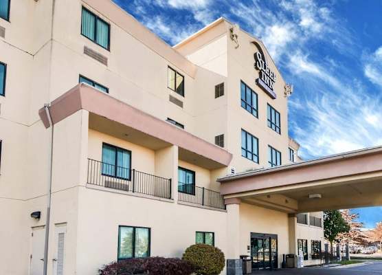 Sleep Inn & Suites Winchester near University 1