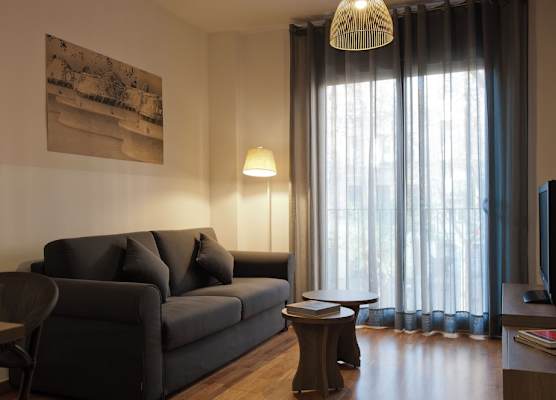 MH Apartments Gracia 1