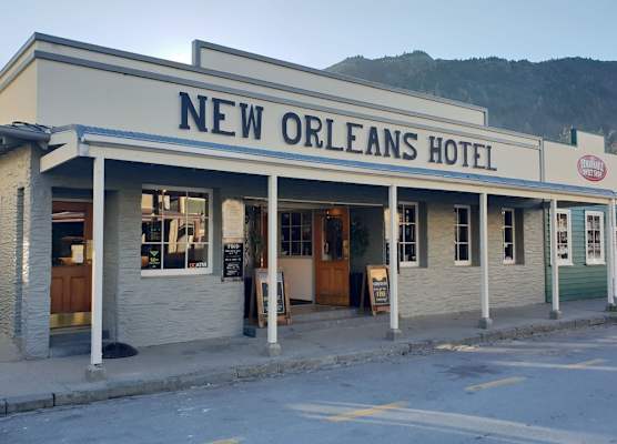 New Orleans Hotel 1