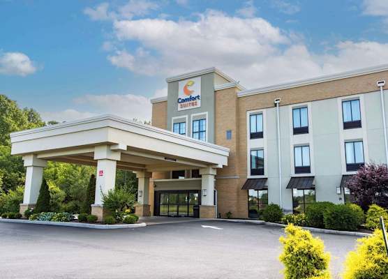Comfort Suites-Youngstown North 1