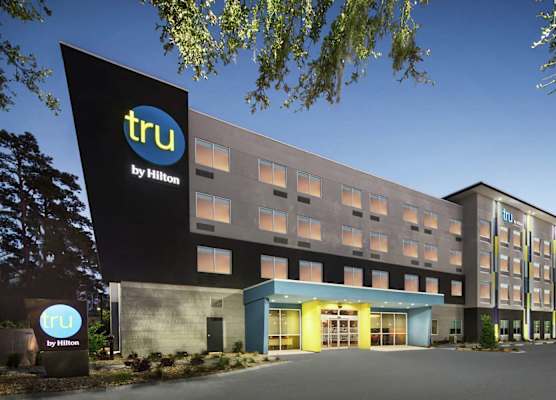 Tru By Hilton Savannah Midtown 1