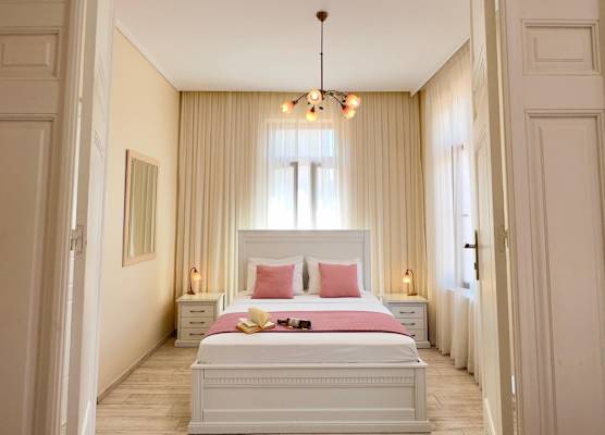 Theasis Athens 1