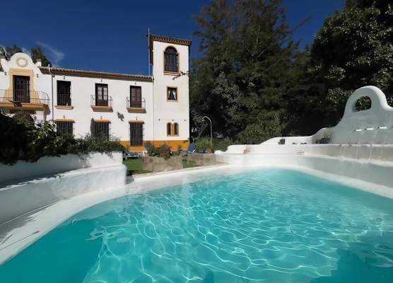 Hotel Humaina 1