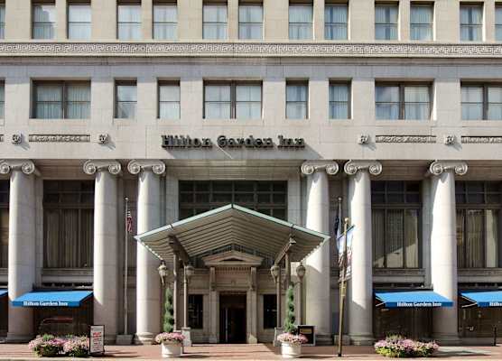 Hilton Garden Inn Indianapolis Downtown 1