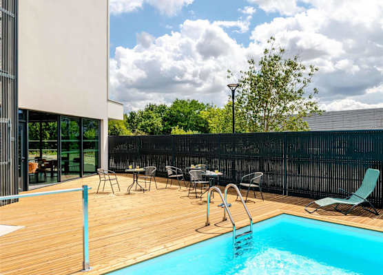 ibis Bordeaux Nord Carbon Blanc 1