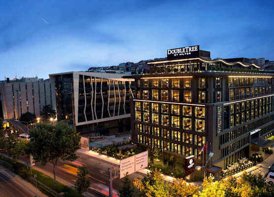 DoubleTree by Hilton Istanbul - Piyalepasa 1