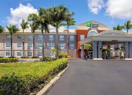 Holiday Inn Express & Suites FLORIDA CITY-GATEWAY TO KEYS by IHG 1