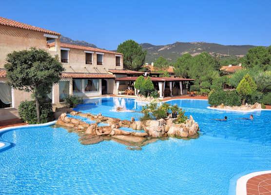 Colonna Hotel Du Golf 1