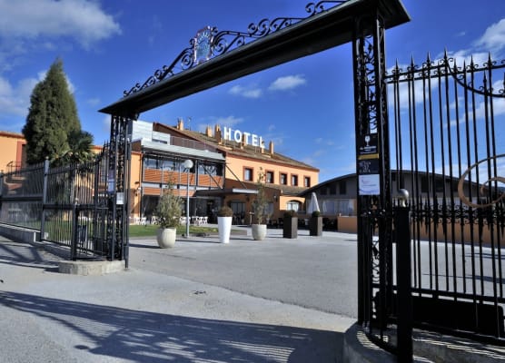 Hotel Restaurant Sol i Vi 1