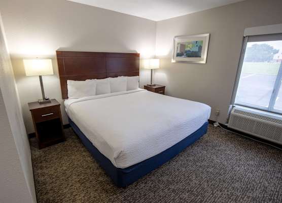 Best Western Plus Lafayette Vermilion River Inn & Suites 1
