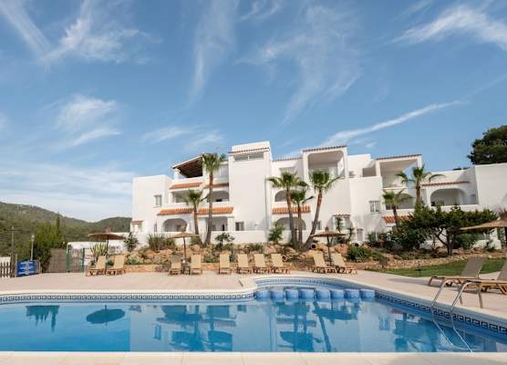 Apartamentos Blanco Sol 1