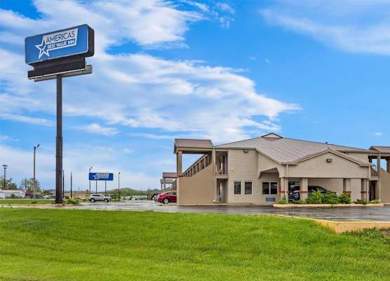 Americas Best Value Inn Grayson 1