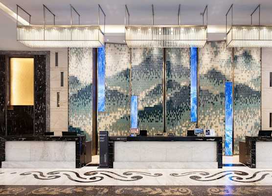 Crowne Plaza Dujiangyan by IHG 1