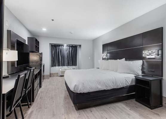 Baymont by Wyndham San Antonio Downtown 1