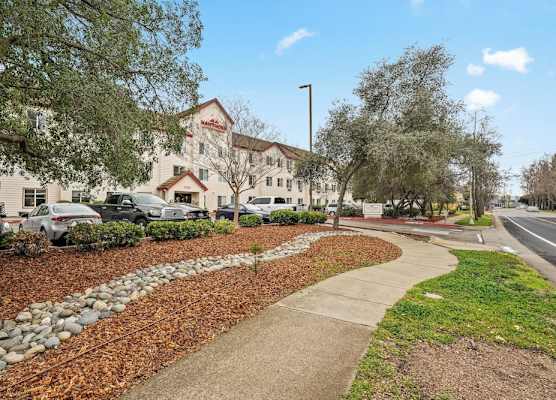 Hawthorn Suites by Wyndham Rancho Cordova/Folsom 1