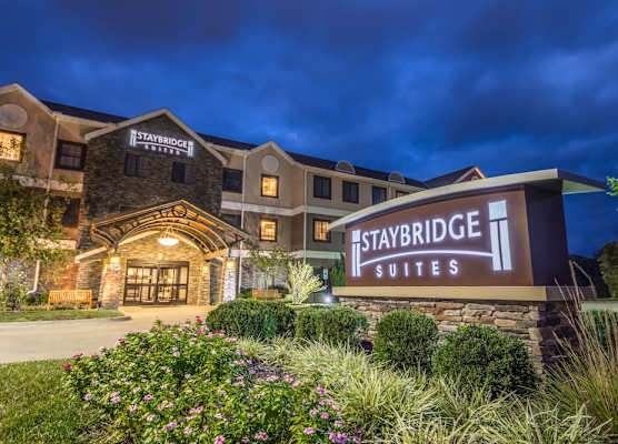 Staybridge Suites KANSAS CITY-INDEPENDENCE by IHG 1