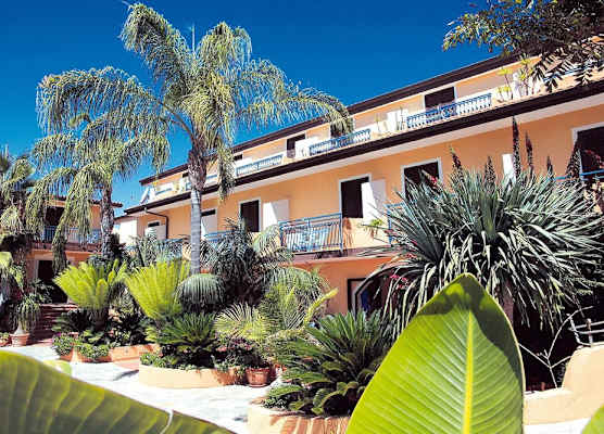 Residence Esmeraldo 1