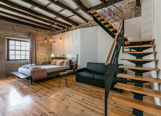 GuestReady - CastleRock Pub & Hotel 1