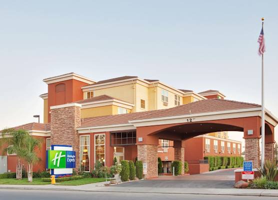 Holiday Inn Express WEST SACRAMENTO - CAPITOL AREA by IHG 1