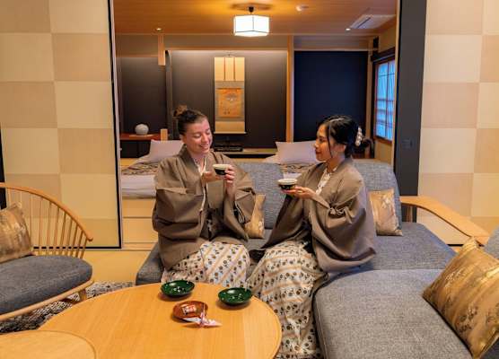 NISHIYAMA RYOKAN Established in 1953 1