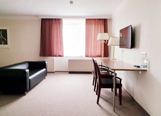 Hotel Pause - Free WiFi & Free Parking!! 1