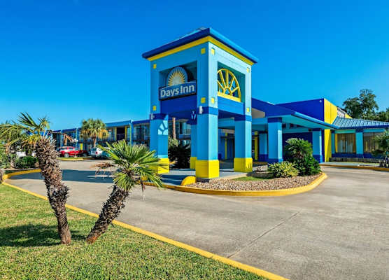 Days Inn by Wyndham Lafayette Near Lafayette Airport 1