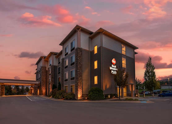 Best Western PLUS University Park Inn & Suites 1