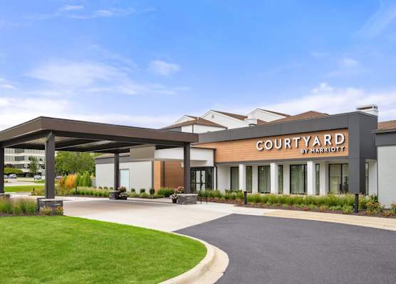 Courtyard by Marriott Detroit Livonia 1