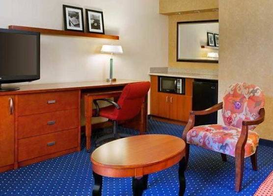 Courtyard by Marriott Atlanta Windy Hill/Ballpark 1