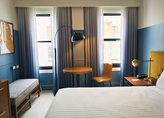 Hotel Julian 1