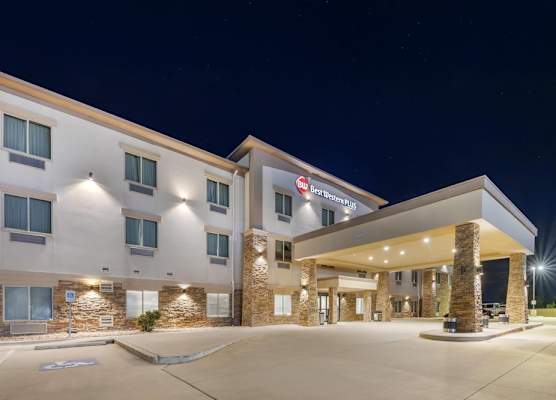 Best Western Plus Pauls Valley 1