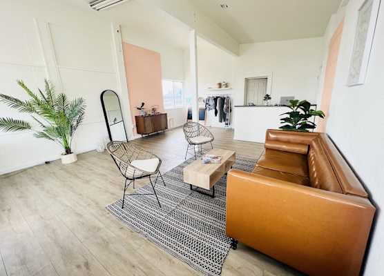 The Postcard Motel 1