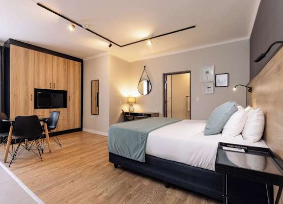 MINT Hotel 84 on Katherine 1