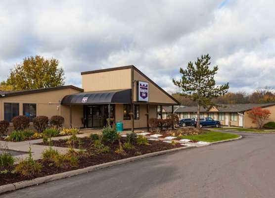 Knights Inn Flint 1