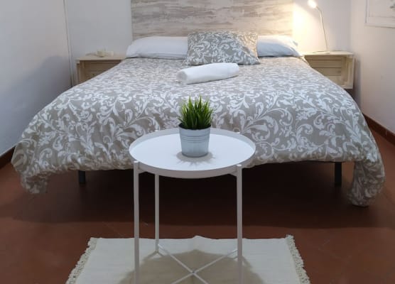 V Barcelona Hostal 1