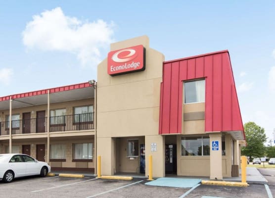 Econo Lodge Virginia Beach Town Center 1