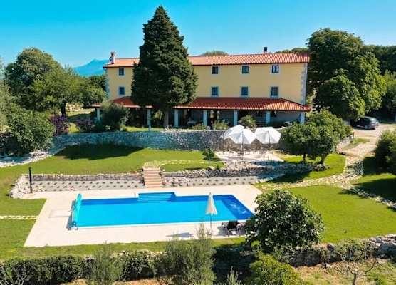 Villa Calussovo 1