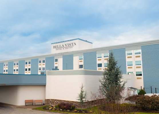 Bella Vista Hotel & Suites 1