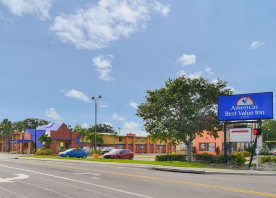 Americas Best Value Inn Sarasota Downtown 1