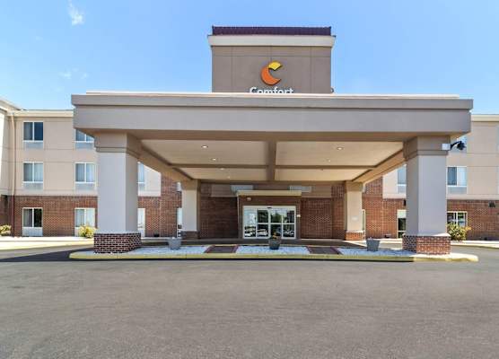 Comfort Suites 1