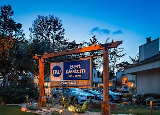 Best Western The Inn & Suites Pacific Grove 1