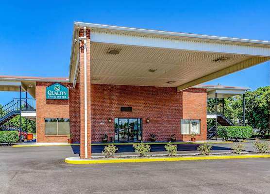 Quality Inn & Suites Creedmoor - Butner 1