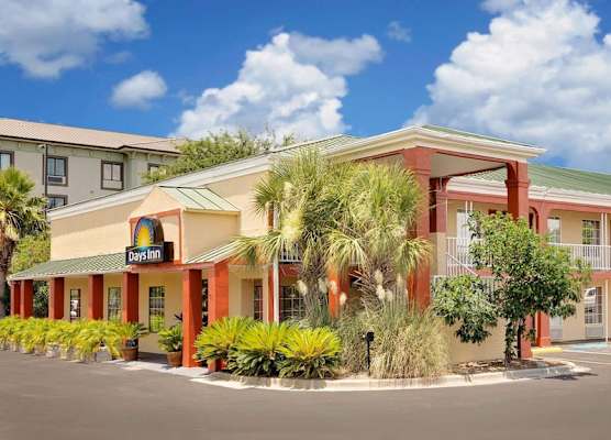 Days Inn by Wyndham Fort Walton Beach 1