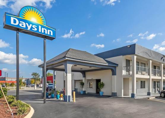 Days Inn by Wyndham Goose Creek 1
