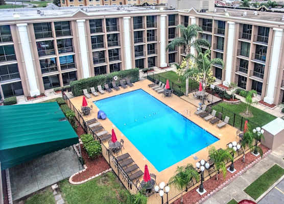 Ramada by Wyndham Metairie New Orleans Airport 1